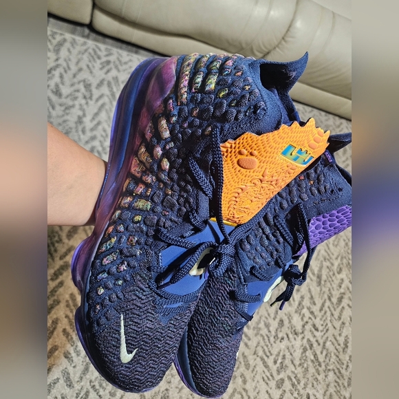 💙Nike Lebron XVII 'Space Jam Monstars' Basketball Shoes CD5050-400 SZ (17)💚 - Picture 16 of 16